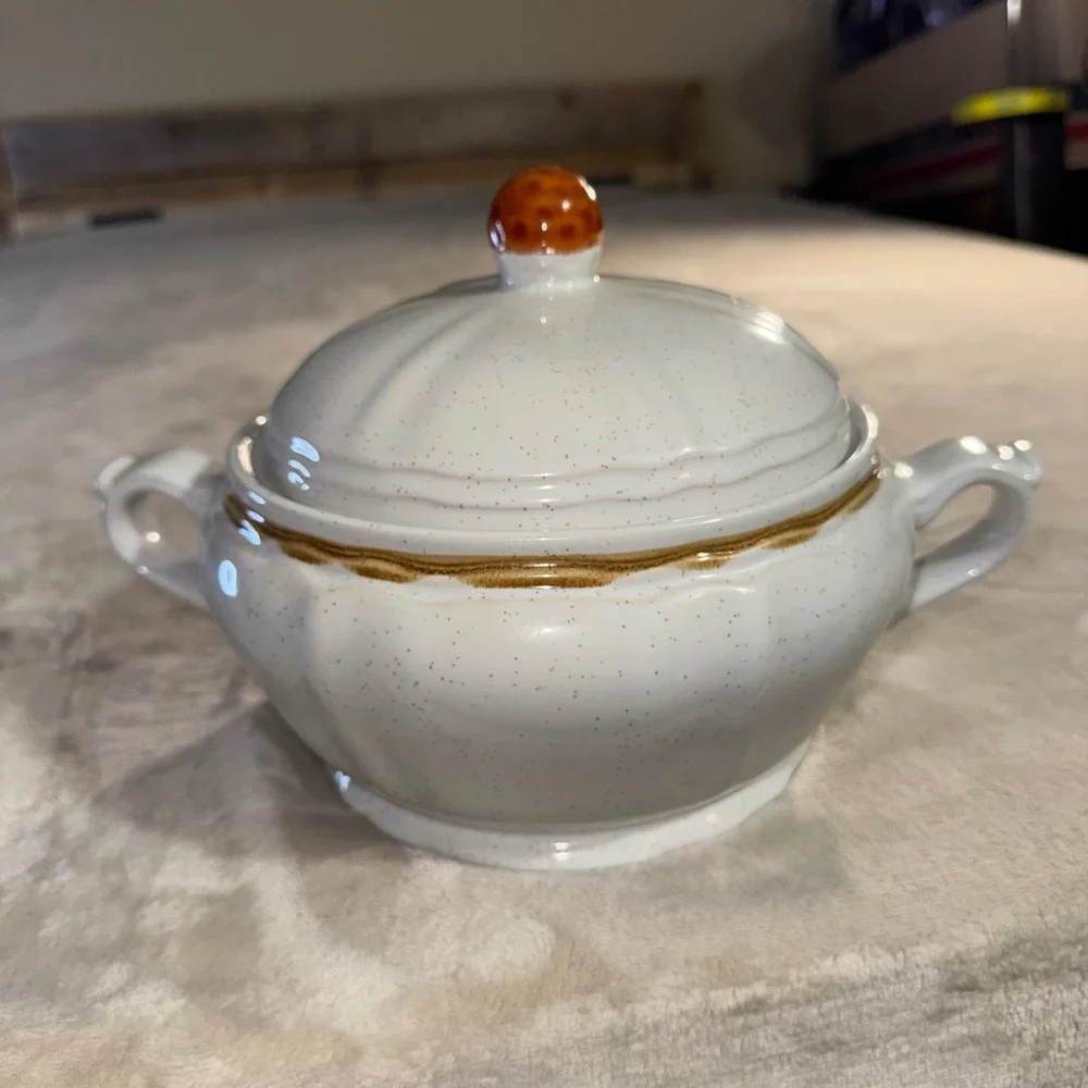 Americana Hearthside Berries n Cream Vintage Stoneware Sugar Bowl Casserole Set